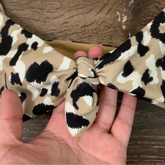 Vitamin A Womens Lou triangle animal print bikini top L/10 NEW - Picture 6 of 6